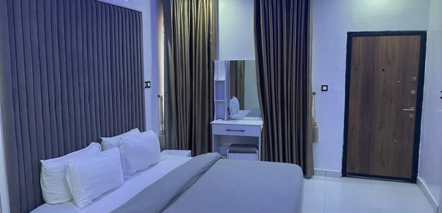 Luxury 4 bedroom shortlet available at Lekki Conservation road.
