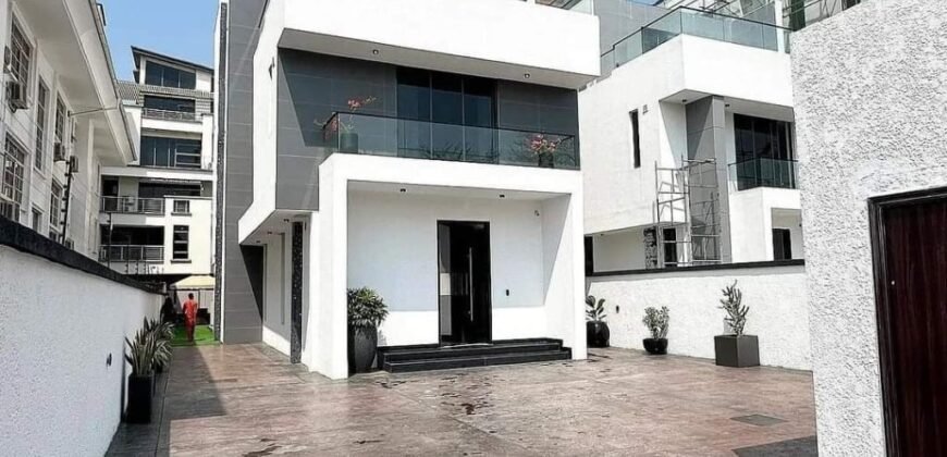 CASA MARBELA FULLY DETACHED 5 BEDROOMS