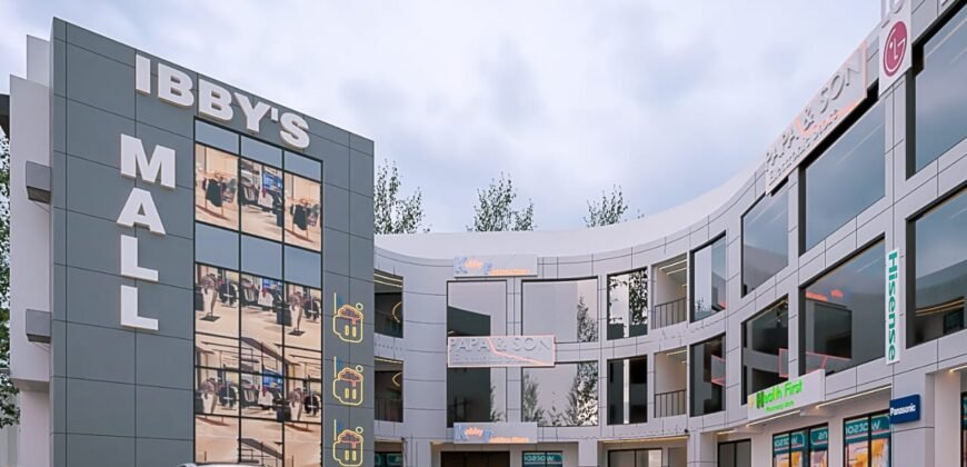 Ibbys Mall by FineBricks